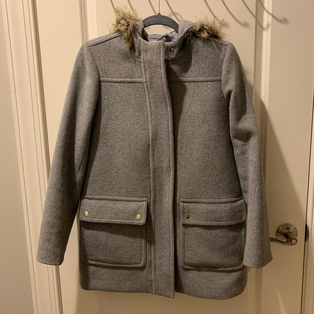 Faux-wool light grey coat